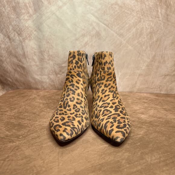 Clarks Collection Ankle Boots Suede Leopard Print Pointed Toe Kitten Heel 6.5M - Picture 3 of 12